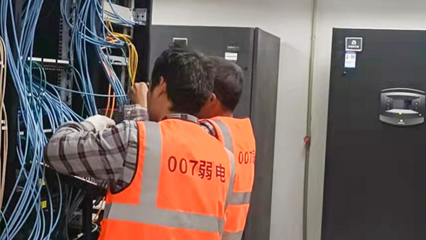 服務(wù)現(xiàn)場（5）